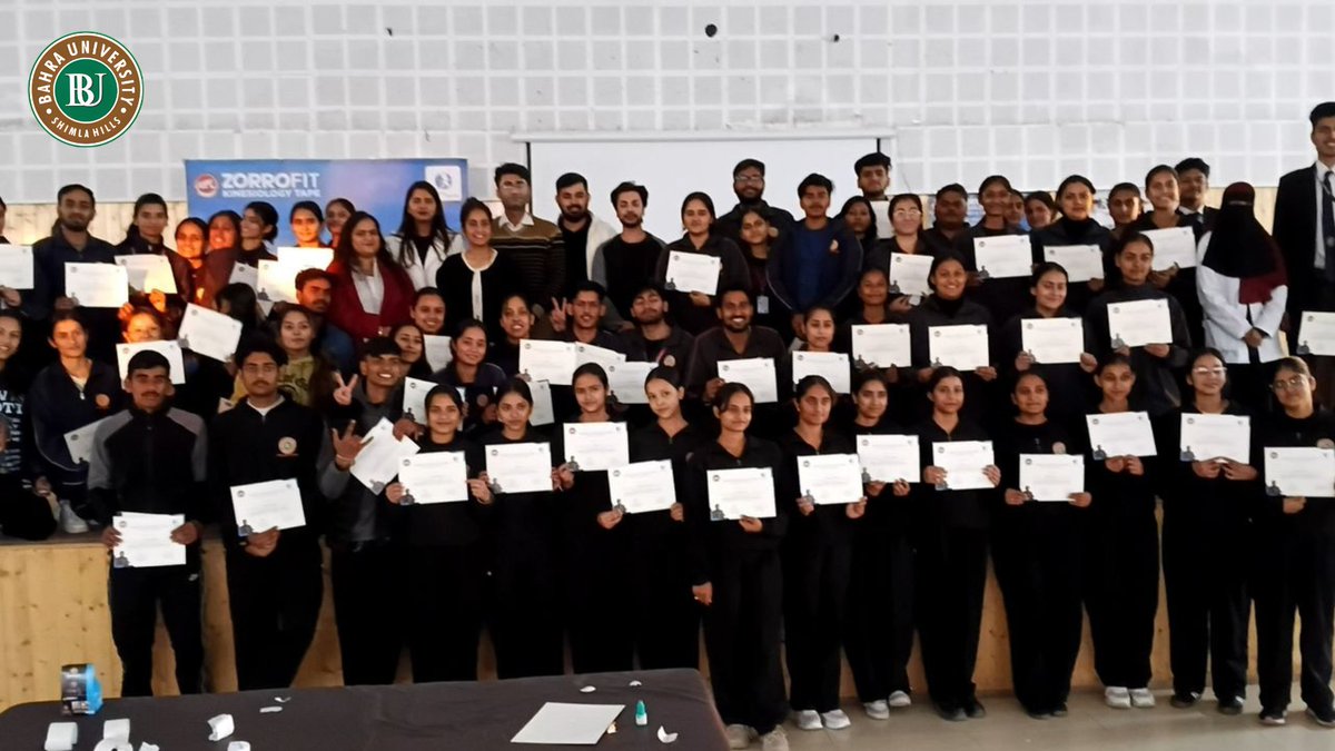 bushimla's tweet image. Bahra University physiotherapy students learned core kinesiotaping skills in a hands-on workshop led by Dr Mohammad Yasir with faculty support, giving seventy learners practical confidence for clinical care.

#BahraUniversity #ClinicalSkills #StudentLearning