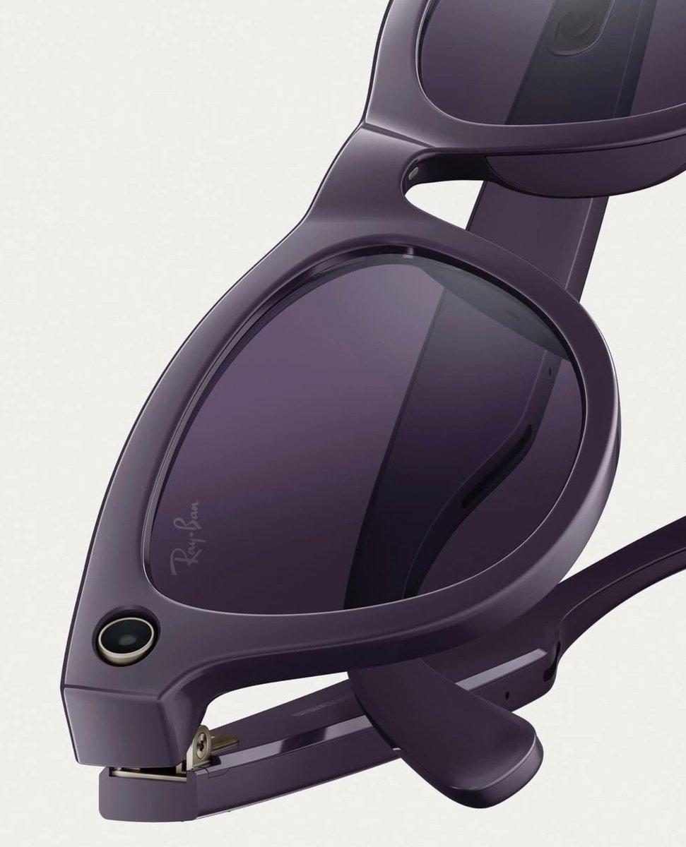 Meet the new Ray-Ban Meta glasses, now available in seasonal colors with Transitions® lenses. Plus, longer battery life, slow-mo, hyperlapse capture and 3k video #RayBanMeta

Find this incredible range right here in #Galway at Optique