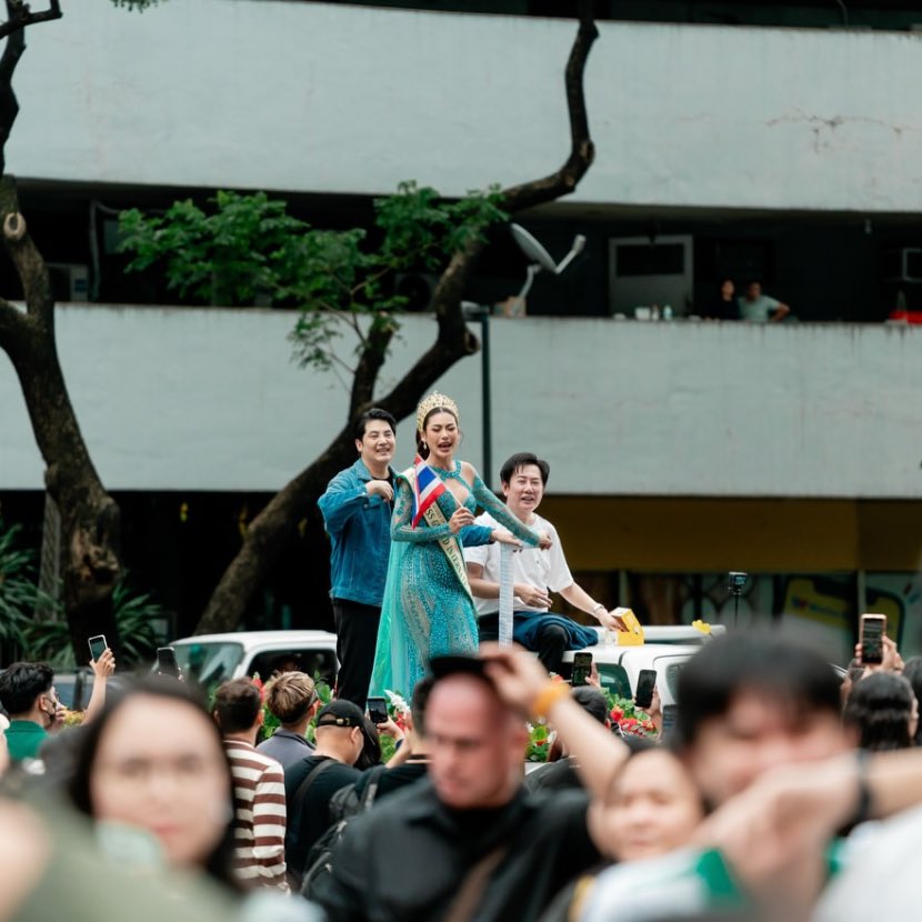 istroberi211's tweet photo. Our queen Emma got her well deserved homecoming, and having Gotchabell with her made the moment complete. Hope she felt the love of the Filipino community. Love you both! 🥹 #กชเบล #gotchabell #emmatiglao #MissGrandInternational https://t.co/jH2BVQug7V