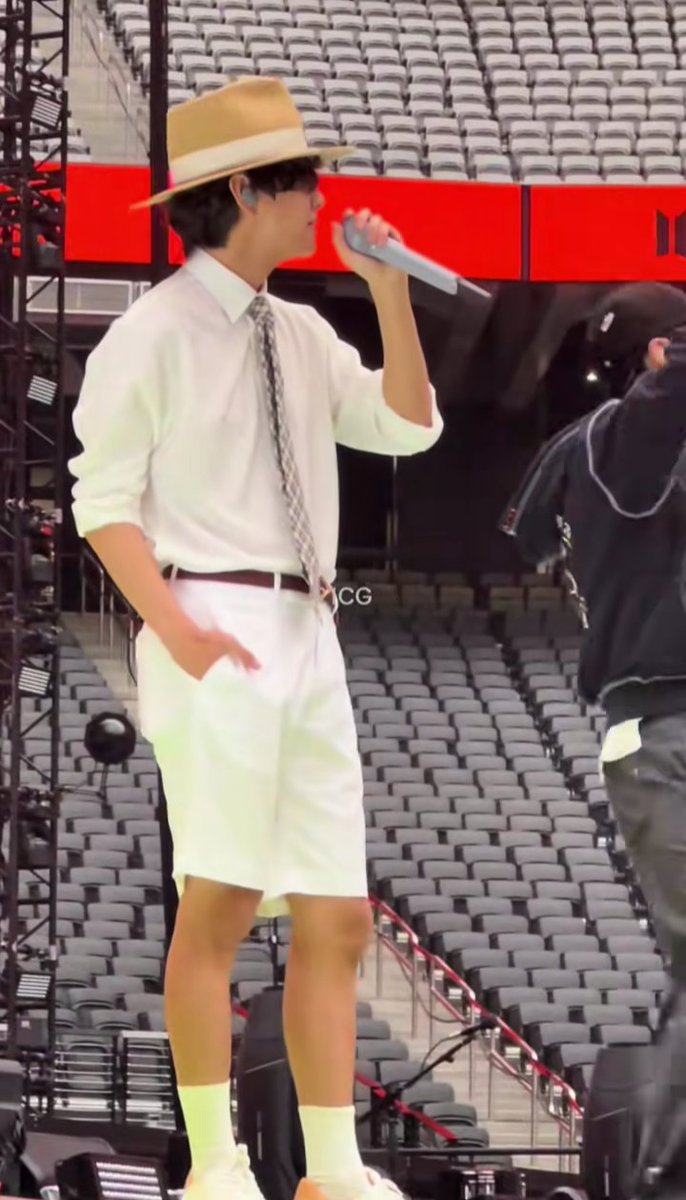 As fãs das preto e rosa tem um surto achando que um dia conseguem