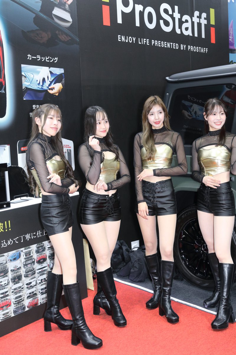 aho_se's tweet photo. 2025/11/23
#JapanMobilityShow で
世界一かわいい💕
志知美代子ちゃんと
4人組を
撮ってみた( ̄▽ ̄)
#志知美代子 (@7miyochan)
#ELLET
#MIYO
#YAMAHA
#女神さま
#女神様
#女噛みさま
#みよよ
#ProStaff
↑昨日忘れてた( TДT)ゴメンヨー https://t.co/mA1Er05fZK