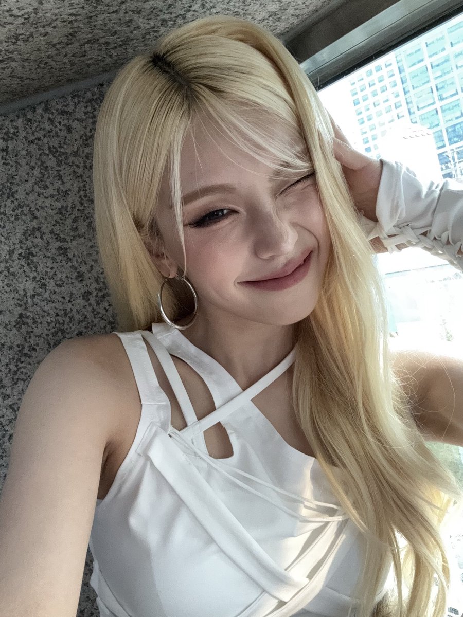 yjbubble's tweet image. [251124] 9:12PM KST