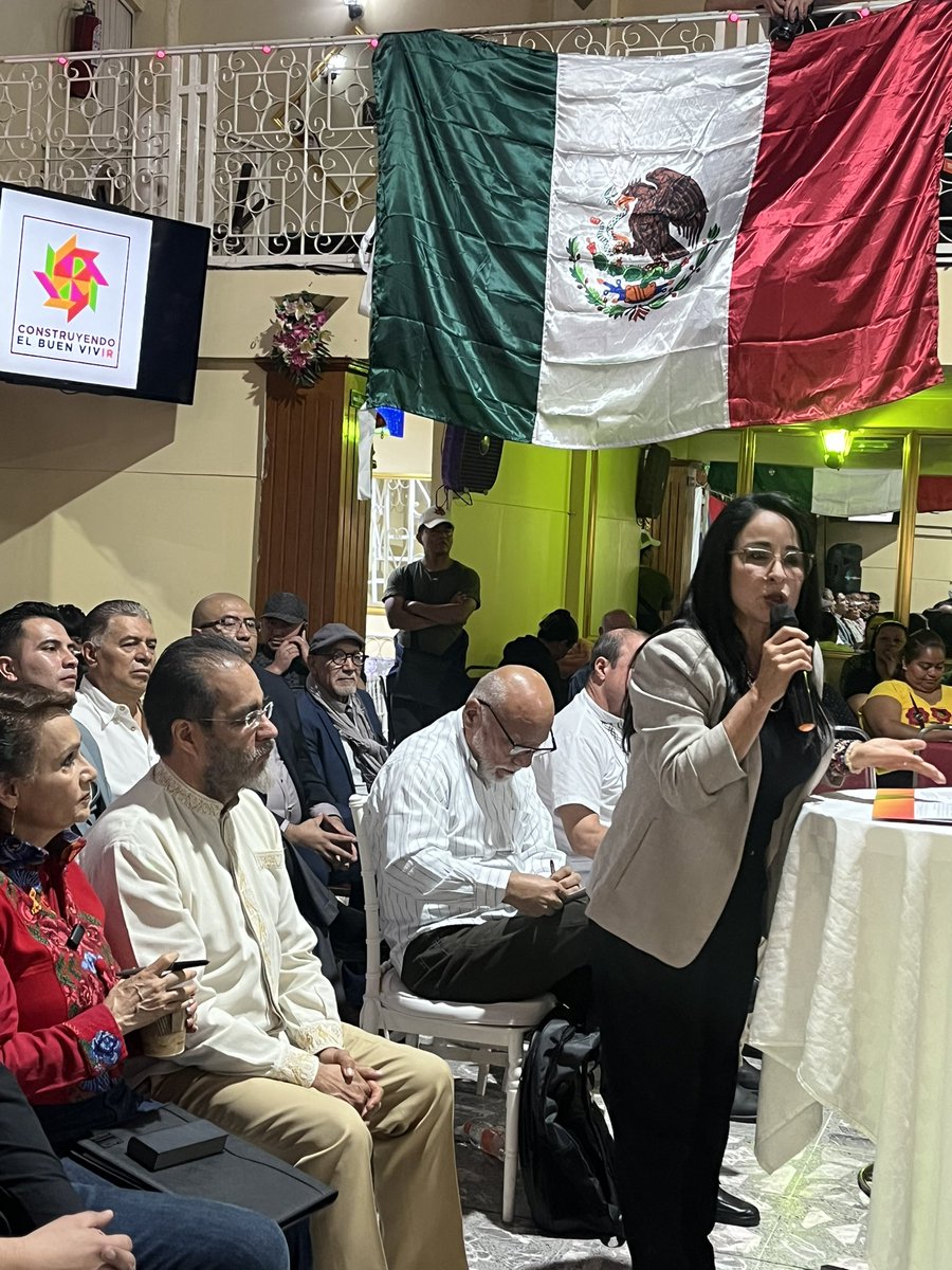 llevamos a cabo un evento de solidaridad del MNE con Cuba, Venezuela y Colombia coordinado por Eduardo Calderón y con la participación de Stella Lugo embajadora de Venezuela en México, José Maury Consejero Político de la Embajada de Cuba en México, Daniel Leones,Juan Ramón Guzmán