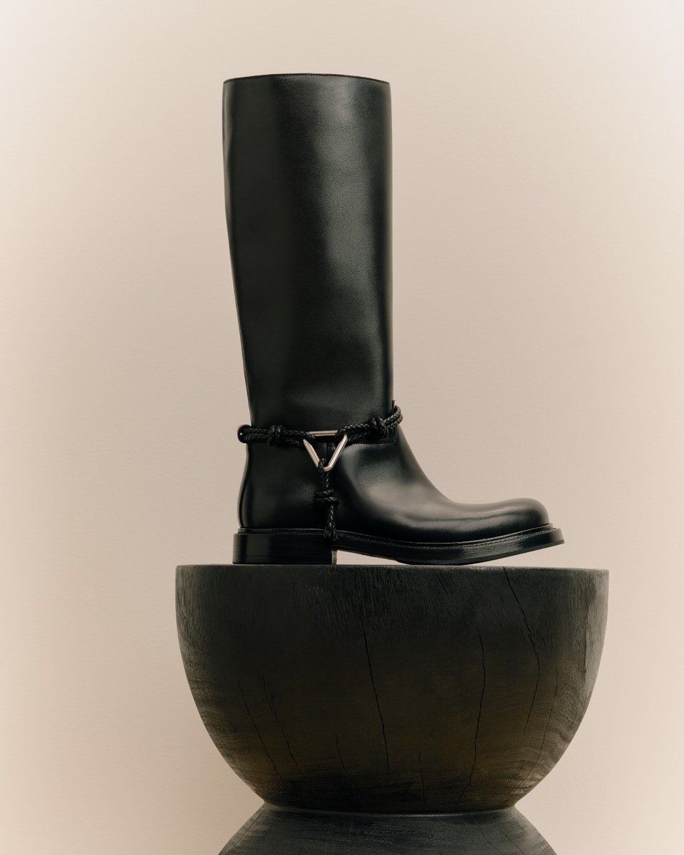 Barneys New York tweet media