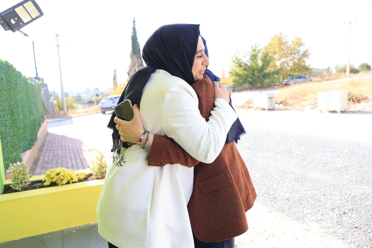 Geçtiğimiz günlerde Türkiye Odalar ve Borsalar Birliği Kadın Girişimciler Kurulu ve Türkiye Ekonomi Politikaları Araştırma Vakfı iş birliğinde gerçekleştirilen Türkiye’nin Girişimci Kadın Gücü Yarışması'nda En Hızlı Büyüyen Şirketler kategosinde aldığı ödülü Aile ve Sosyal