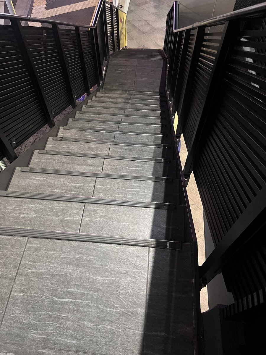 icbb5087's tweet image. 追い込んだ後のこの景色
まあまあ好き

もっと丸みをおびた身体がほしいな