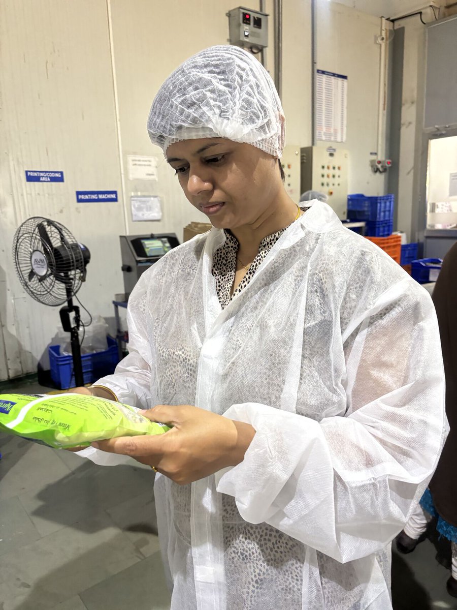 KDSushma's tweet image. “If you want clarity, step out of the meeting room and into the field. The ground is where real answers live.”
What do you think?
#kdsushma #exportimport #eximbusinesscoach #exporttrade #exportsuccess #exporttraining #ExportImportBusiness #ExportBusinessIndia #ExportImportCourse