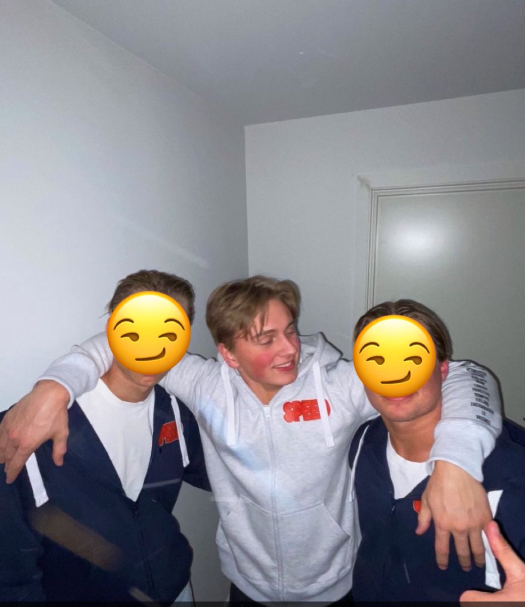 Felixvisser19's tweet image. Samen met twee hetero vrienden maak ik content. We doen alles samen. Stuur een privé berichtje voor meer informatie!