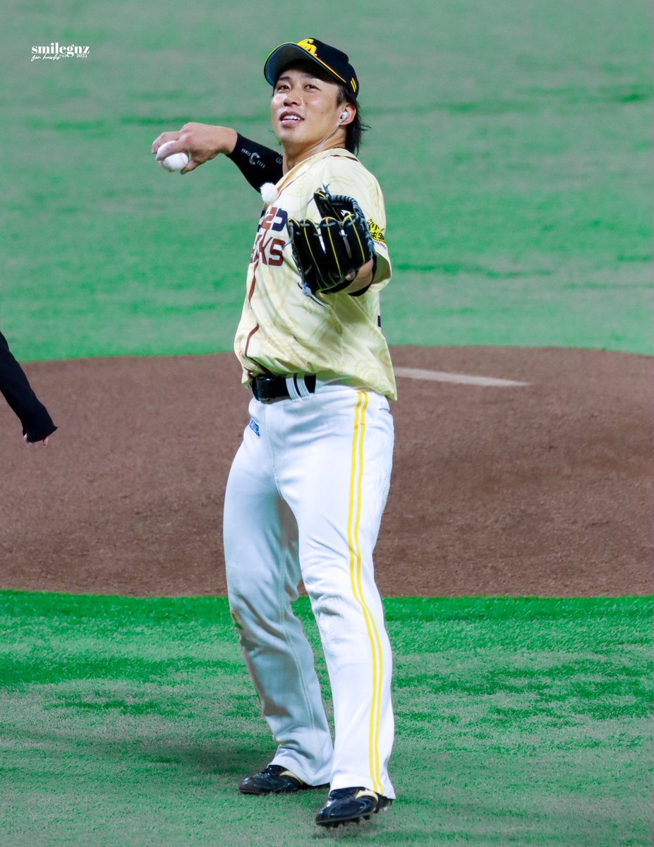 251124  #バリタカ球宴

このボールがわたしたちの手元に😮‼️

#野村勇 選手 
 #sbhawks <a href="/HAWKS_official/">福岡ソフトバンクホークス（公式）</a>