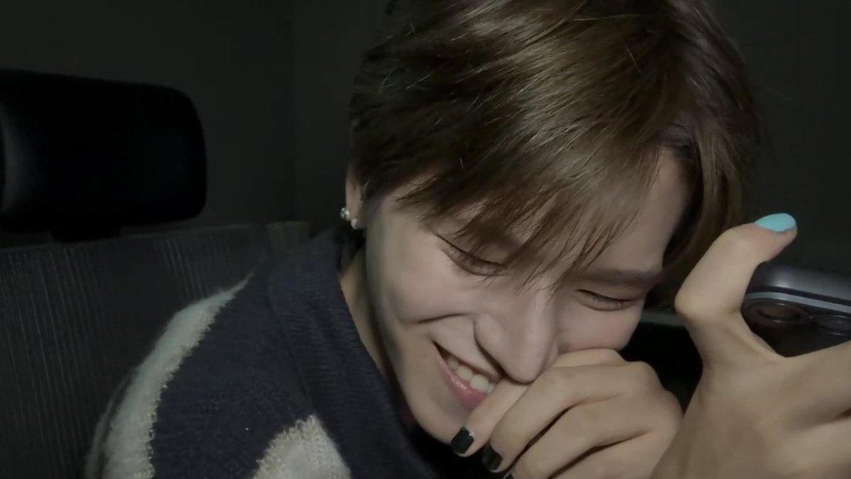 bbibbiriwoo's tweet photo. he's so boyfriend https://t.co/Rs3zWBosLt