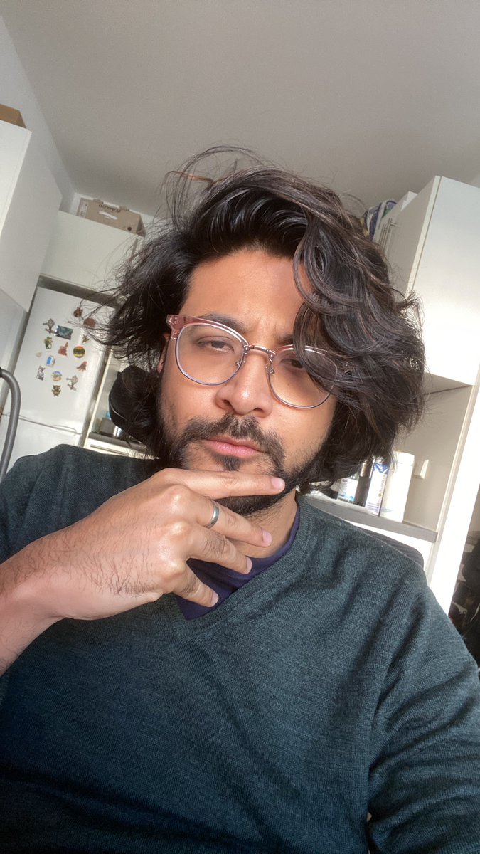 mayukh_panja's tweet image. Didn’t know hand modeling was a thing. Here is my submission, who wants to pay?