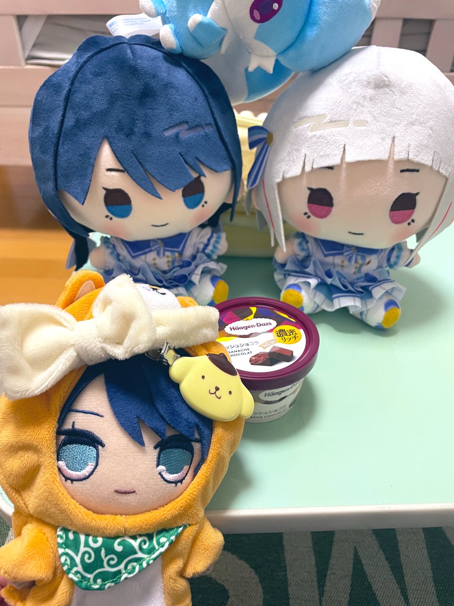 FhWb7c's tweet image. 勤労感謝なんてものは存在しなかったけど明日から2連休だから許してあげましょう

祝福のハーゲンダッツです