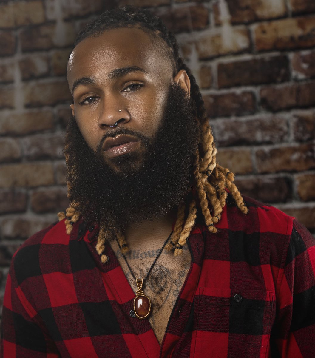 stefanartistry's tweet image. I’m 37 years old today. I didn’t think I would see beyond 30. With all of the challenges &amp;amp; low moments of my life I’m grateful I get to be here. Finding myself still. Finding my joy and what brings me happiness. Knowing what I deserve &amp;amp; never settling for less than what I deserve