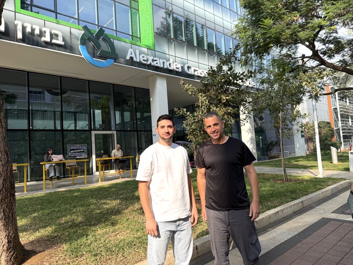 Proud moment! Our researchers Tal Fiskus &amp; Dr. <a href="/UXShaham/">Uri Shaham</a> have been accepted to #NeurIPS2025 with SUFT-a new method that “turns sand into gold” in Reinforcement Learning. It reuses valuable data, bridging on-policy &amp; off-policy learning and enabling faster, more efficient AI.