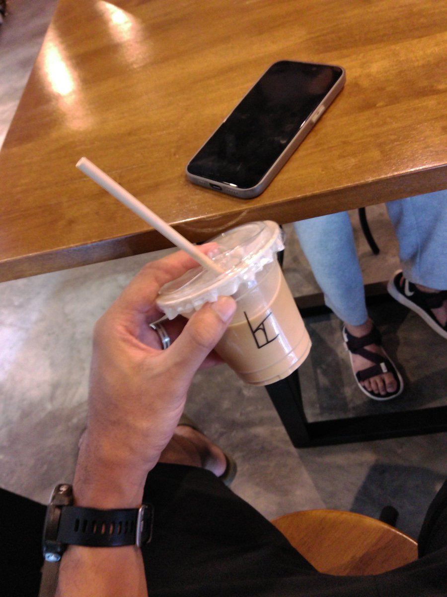 Iwanqais tweet media