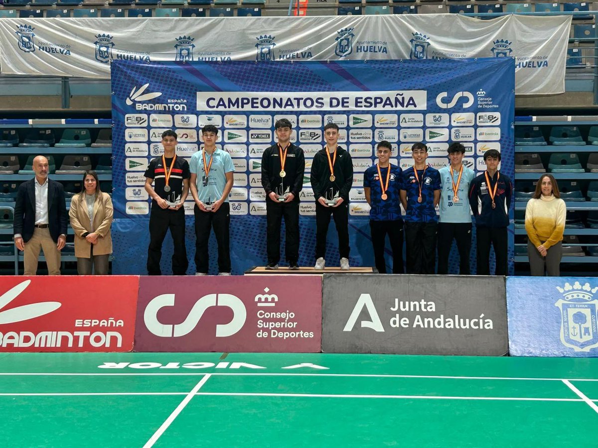 MATEO FERNÁNDEZ Y MIGUEL PAYÀ CONQUISTAN EL PODIUM EN EL CAMPEONATO DE ESPAÑA SUB 19

Del 21 al 23 en Huelva en el Campeonato de España Sub-19, el dobles Miguel Payà-Mateo Fernández (CB El Campello) logra el bronce tras un brillante torneo.
<a href="/comunitatesport/">Comunitat de l'Esport</a> <a href="/BadmintonESP/">🏸 Bádminton España</a>