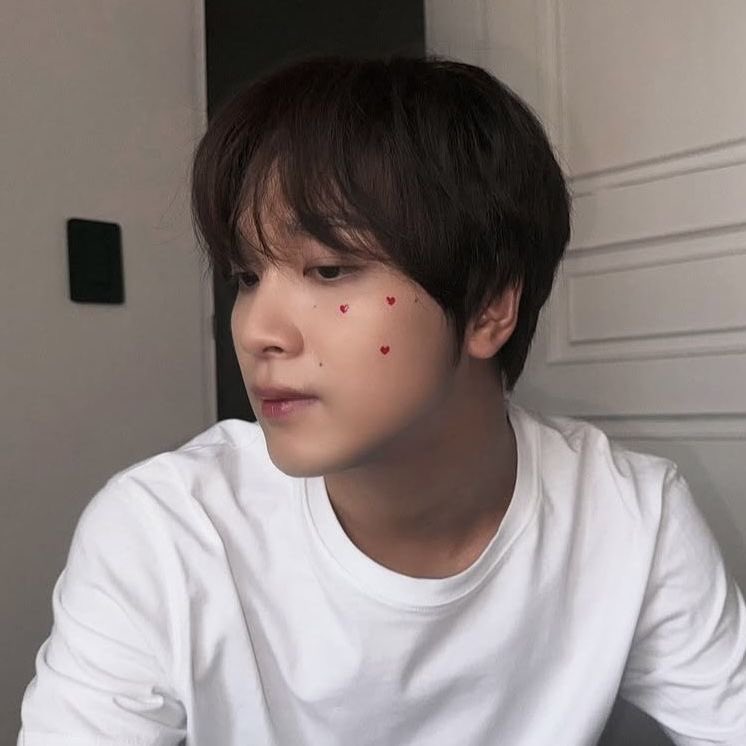 bonyaoo's tweet image. The Makeup Chair

A Markhyuck AU, by bonjourishe