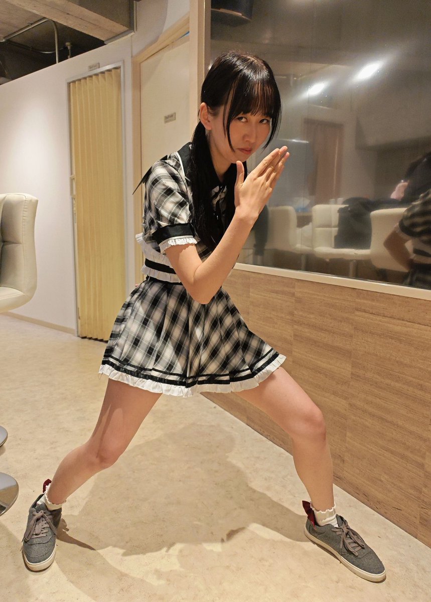 usamiyuki_iris's tweet image. 言われたからやってみた。

#夜明けのアイリス　#うさみの飼育員