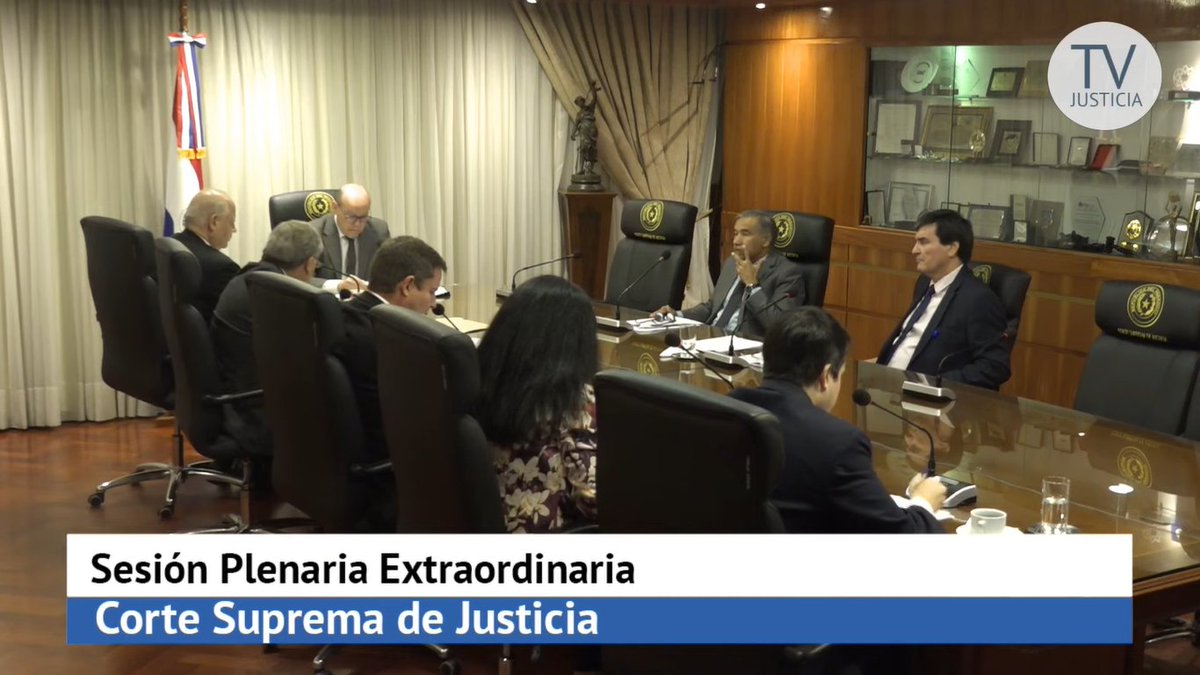#TernasCSJ🟩La Corte confirmó a Armin Manuel Echeguren y Benjamín Maricevich (único en su terna) en sus cargos de fiscales itinerantes.  

🟩El ministro César Garay se abstuvo de votar sobre este último, debido a que cuenta con un proceso en trámite en el <a href="/Jem_py/">Jurado de Enjuiciamiento de Magistrados</a>.