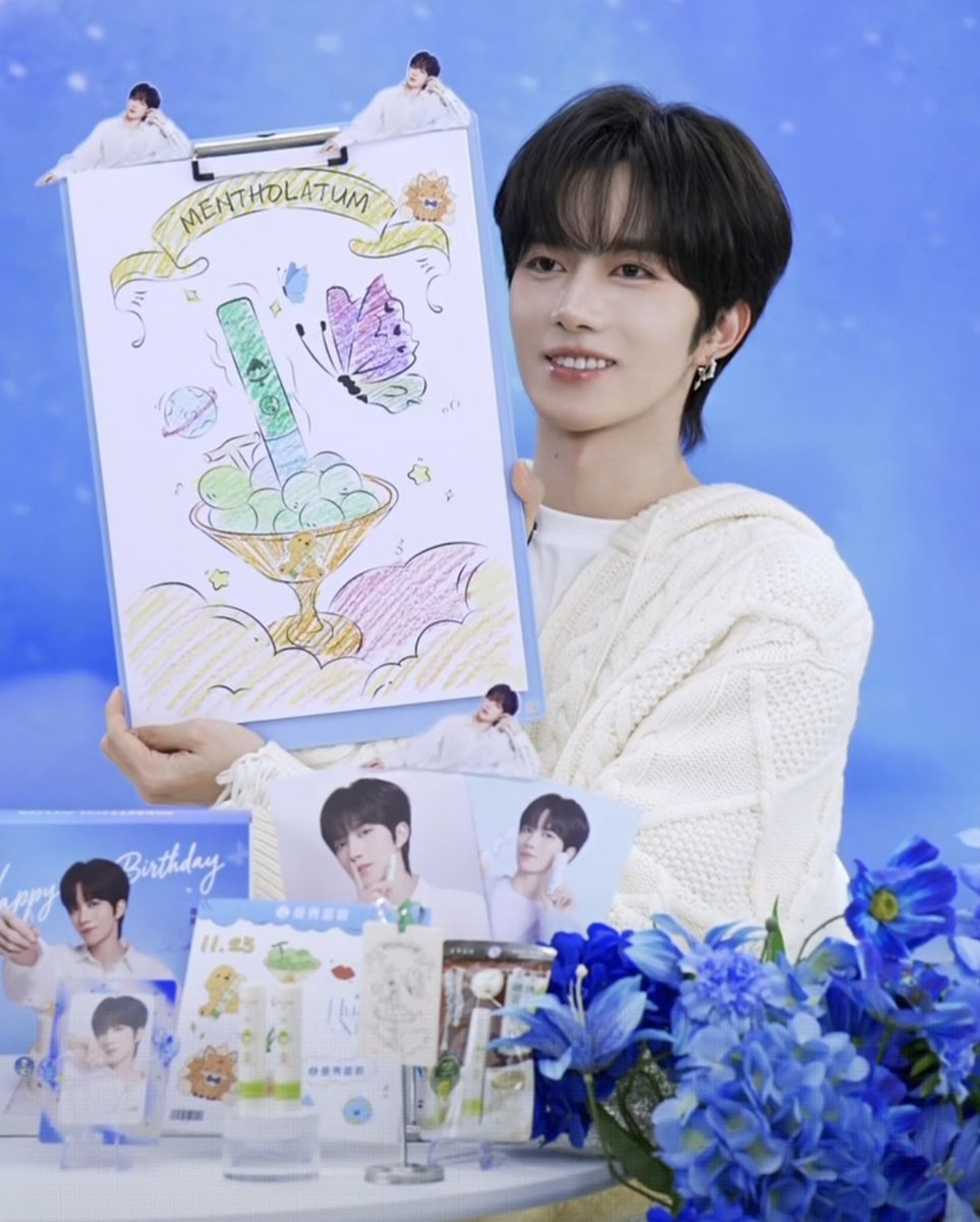 nawarinthara2's tweet image. ยัยหนูซิงซิงนอกจากร้องเพลงเพราะเต้นเก่งการแสดงเลิศอีกเรื่องที่เก่งคือเรื่องของการวาดรูปยัยหนูซิงซิงคือวาดรูปได้สวยมากเว่อสมแล้วที่เป็นเด็กศิลป์🦋🍂🌷🍨🍒📖✏️🧁🍰🍧
 ELIOT BE A BETTER ME  
#MENTHOLATUMxEliotHuang