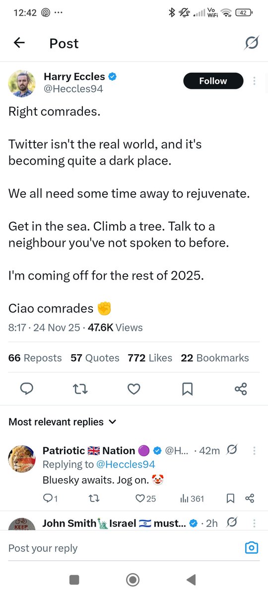 slatscarl tweet media