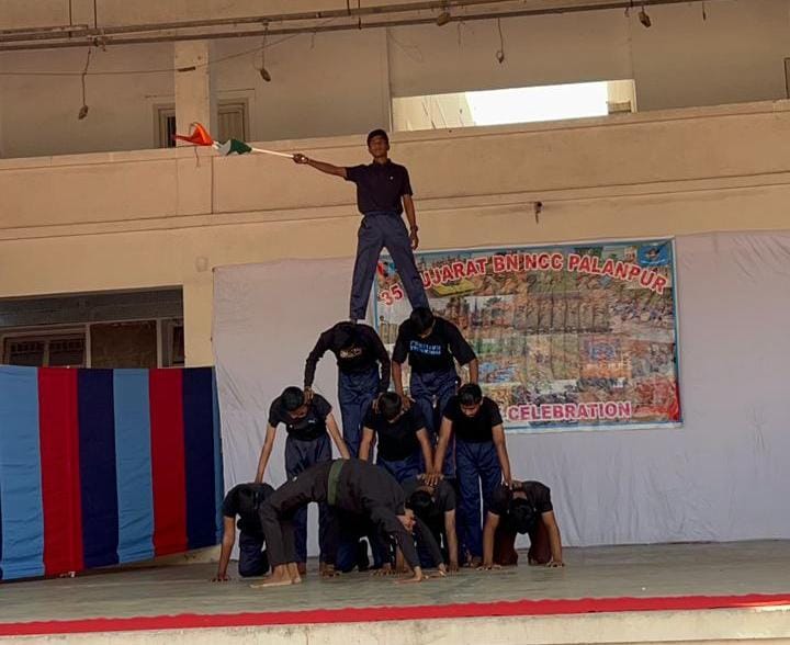 infobanaskantha's tweet image. બનાસકાંઠામાં ૩૫ ગુજરાત એન.સી.સી બટાલિયન દ્વારા એન.સી.સી દિવસની ઉજવણી કરાઈ

સાયકલ રેલી અને રક્તદાન કેમ્પ સહિત વિવિધ કાર્યક્રમનું કરાયું આયોજન

@CMOGuj @InfoGujarat @CollectorBK