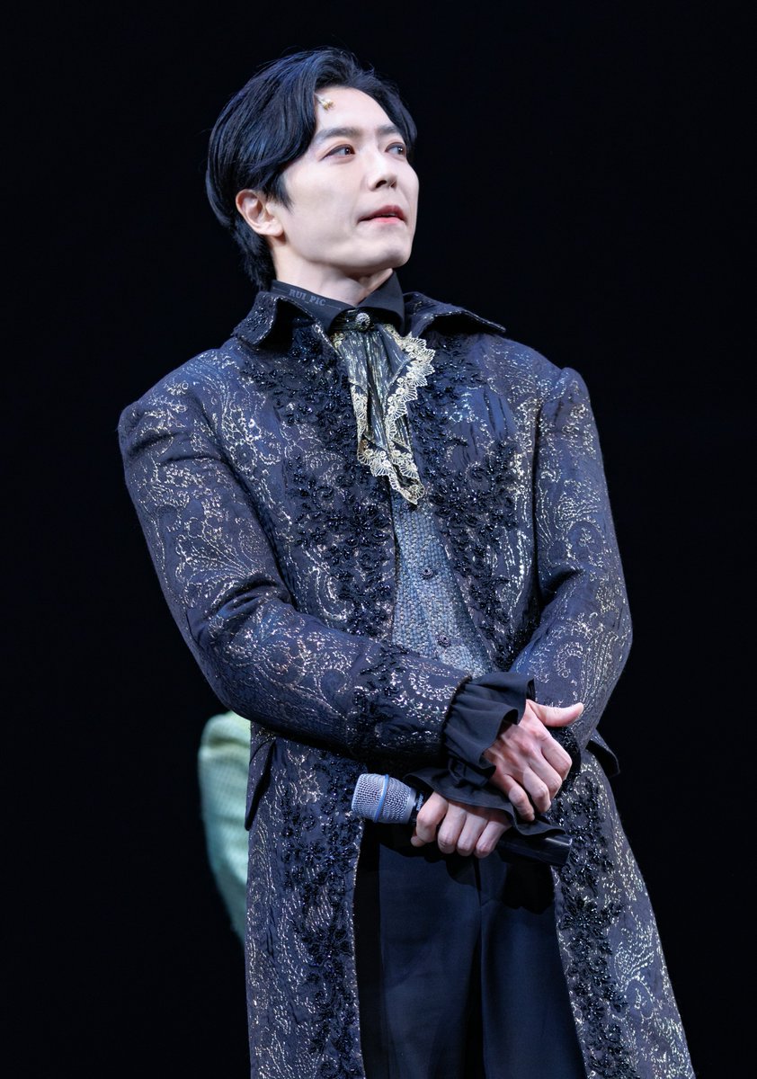 RuiPic's tweet image. 2025.11.22 낮
 
아마데우스 무대인사  

안토니오 살리에리 役｜김재욱