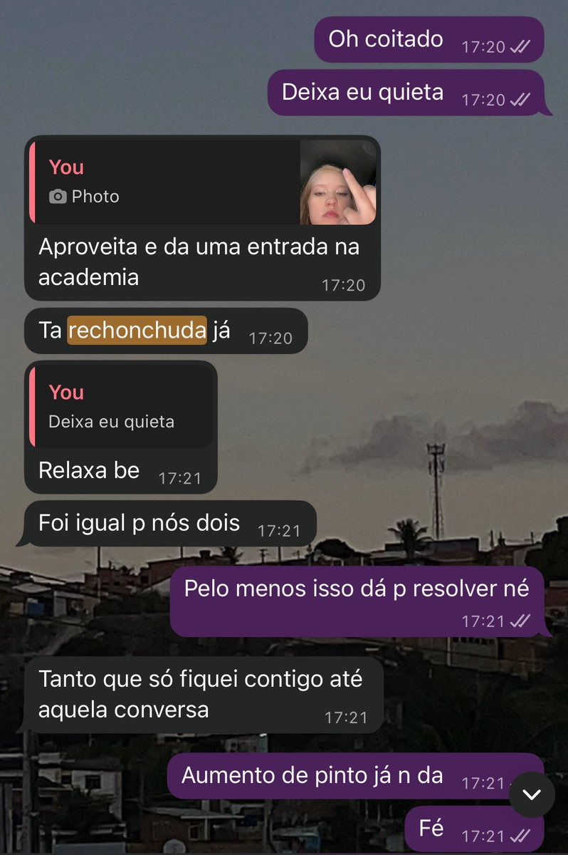 mxclarag's tweet image. homem mimizento é foda ne, sabe que perdeu ai tenta te atingir. Ta ai a gorda que tu nunca mais vai tocar, otario