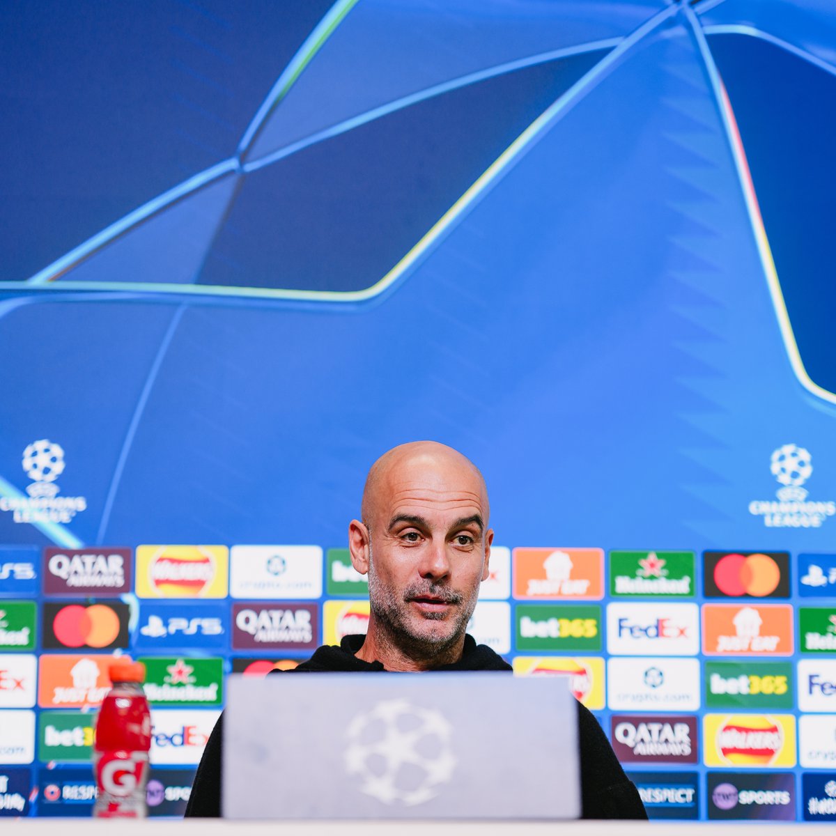 ManCity's tweet image. PEP 💬 (On 100 Champions League games with City)

Every weekend is another milestone. It means that every season we have been there. It’s a huge competition, players and managers love it. To challenge yourself with the best teams in Europe, we love it.