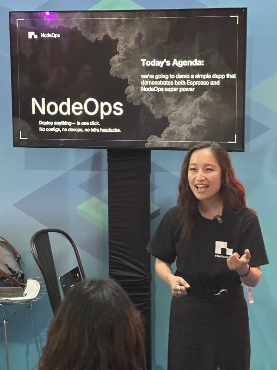 mcmoodoo's tweet image. Caught @JNodeops’s demo at Devconnect a few days ago — super smooth. She showed how easy it is to deploy with NodeOps (just connect GitHub and go), then broke down what happens in the app and how Espresso finalizes sequences across chains.

A full cross-chain dapp demo in under…