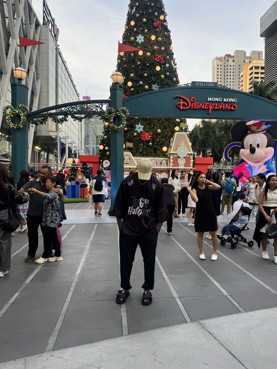 MR MATAYI 👔 tweet media