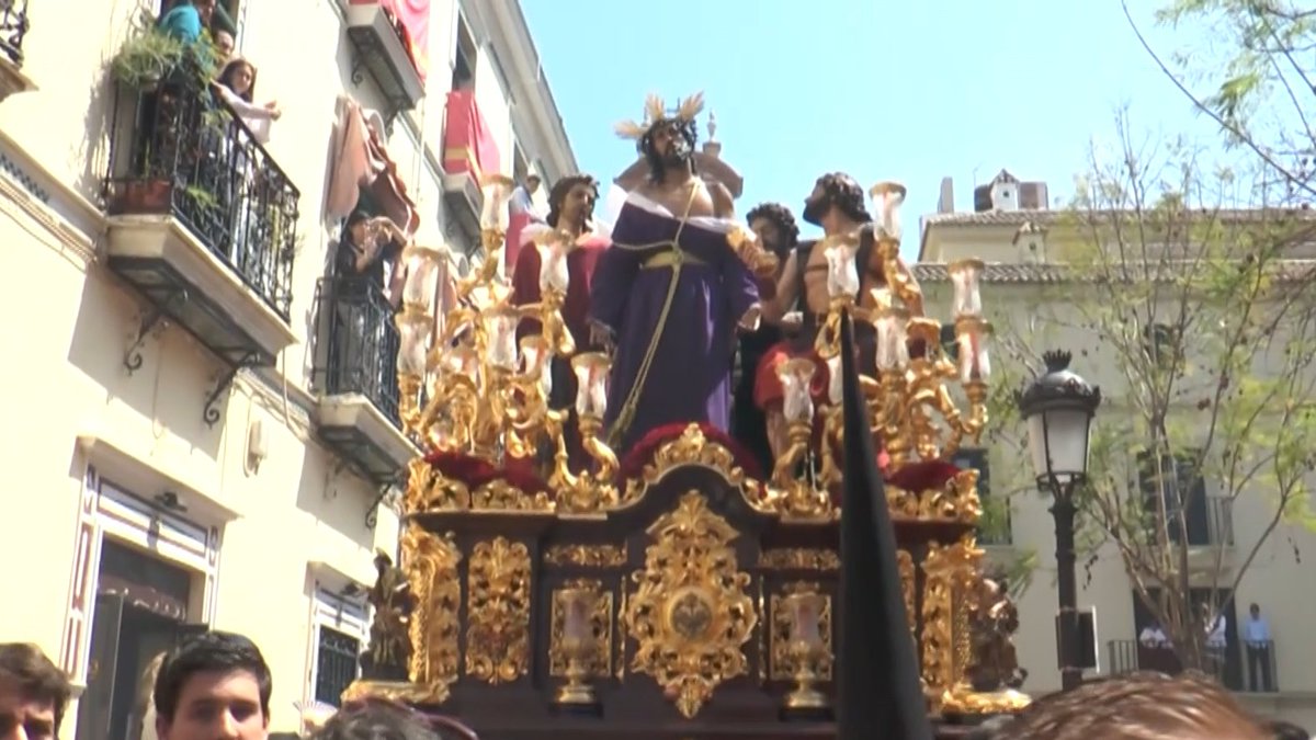 📲 PARTICIPA

⁉️ ¿Cuál es el paso de misterio que más te sobrecoge? El que más te transmite el sentimiento del momento que representa.

🗣️ ¡Te leemos!