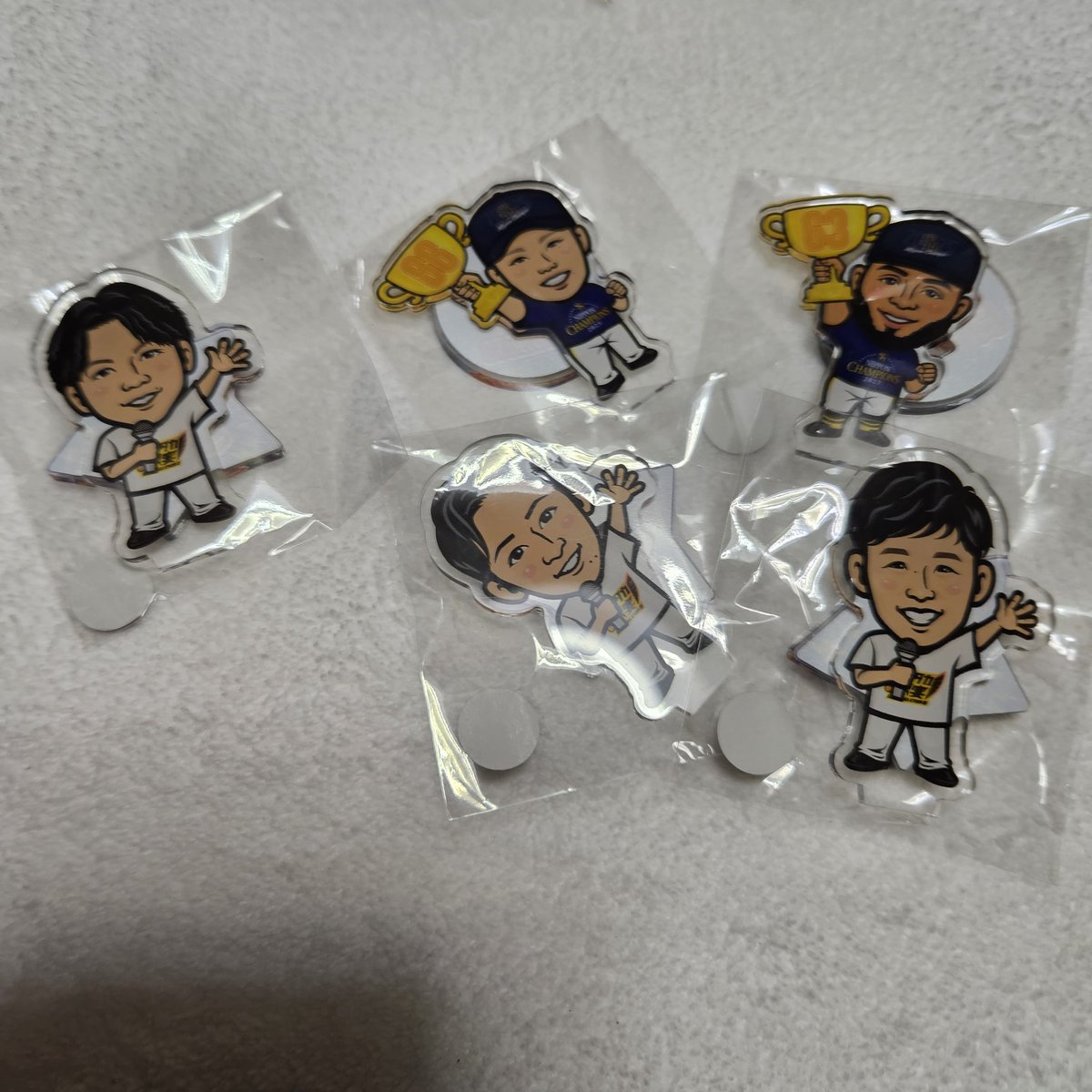 激募集😭😭

求:日本一の笹川ミニアクスタ🥺🥺🥺
      日本一の小久保監督のミニアクスタ🥺

譲:同種画像or手持ちの異種ガチャ

#若鷹ガチャ

(゜Д゜≡゜Д゜)?