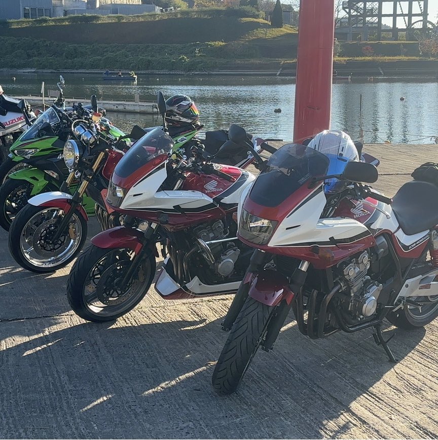 nLP5yunixK19799's tweet image. 本日ツーリング（女子２）７台千葉ツーリング楽しかったです😊