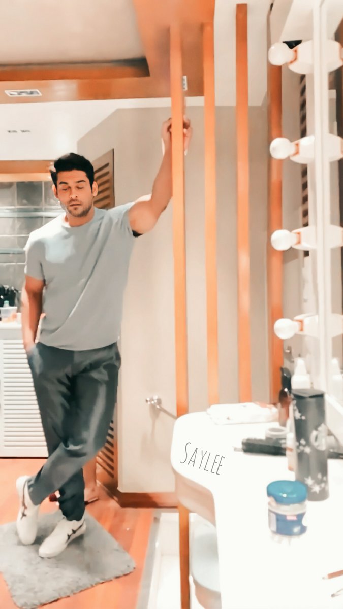 vijaya_sidheart's tweet image. 5 years of Shona Shona

#SidharthShukla || #SidHearts