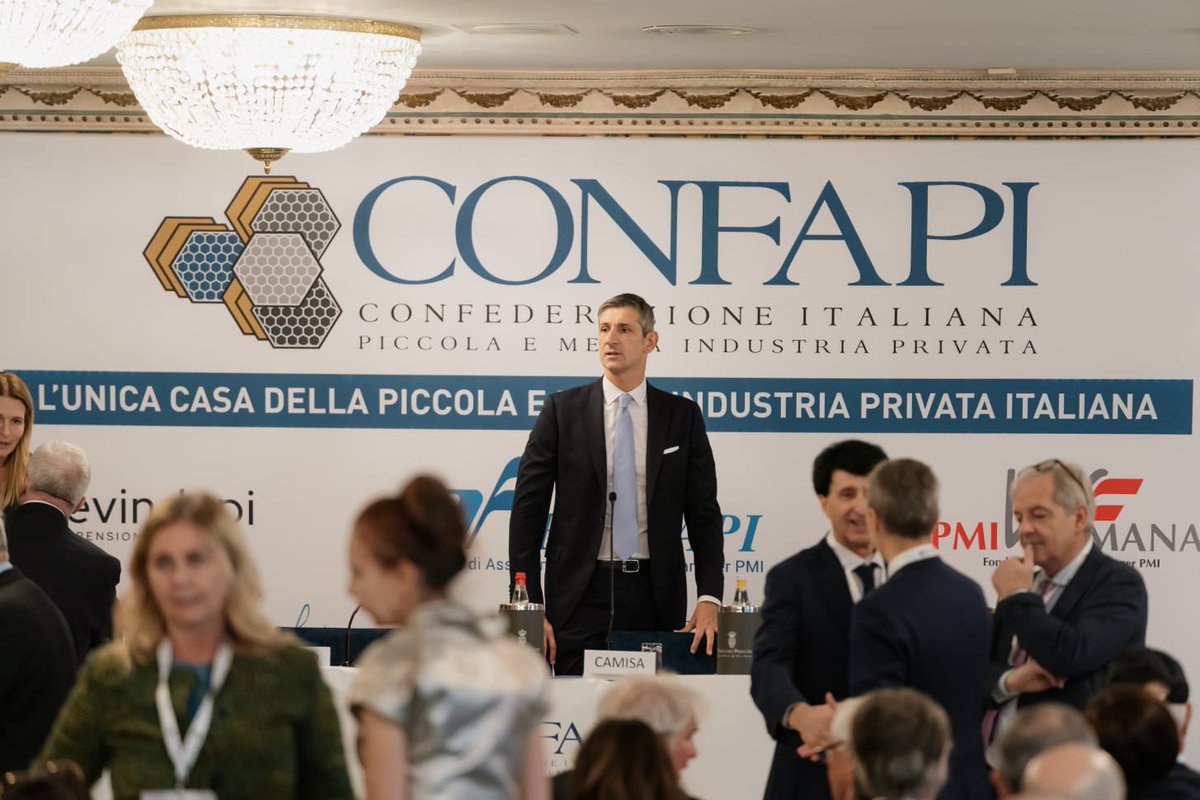 Confapi's tweet image. Venerdì scorso sì è svolta l&apos;assemblea elettiva privata di Confapi, durante la quale @CristianCamisa è stato riconfermato Presidente. L&apos;assemblea ha anche eletto all&apos;unanimità Filiberto Martinetto presidente emerito della Confederazione.

Le immagini della giornata ⤵️⤵️