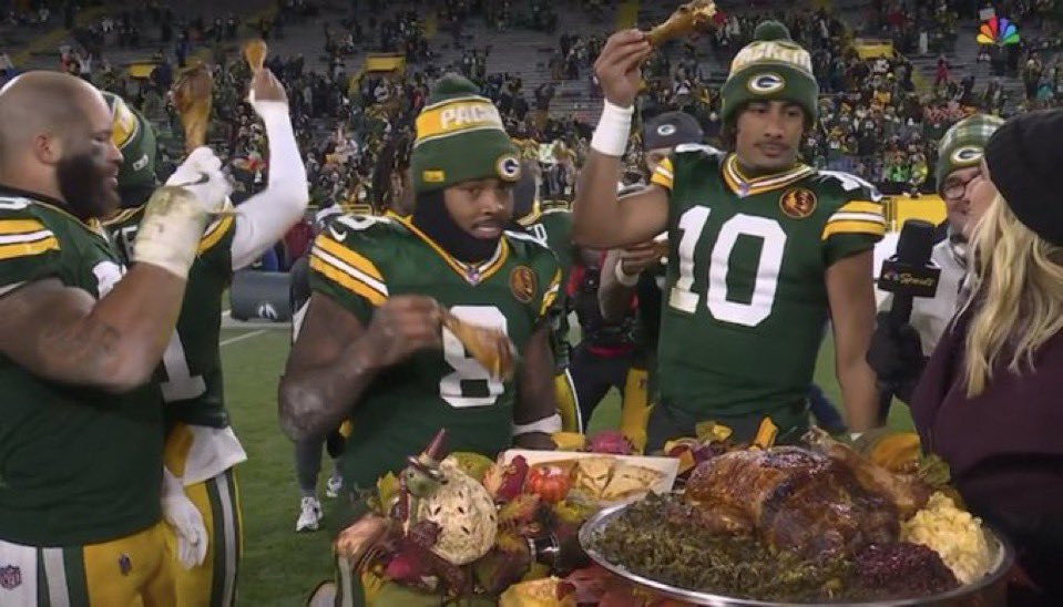 HoggNFL's tweet image. Woke up &amp;amp; thanked God I’m a Packers fan🙏

7-3-1 and we get to play the Lions on Thanksgiving 

LETS HAVE A WEEK 🍽️
