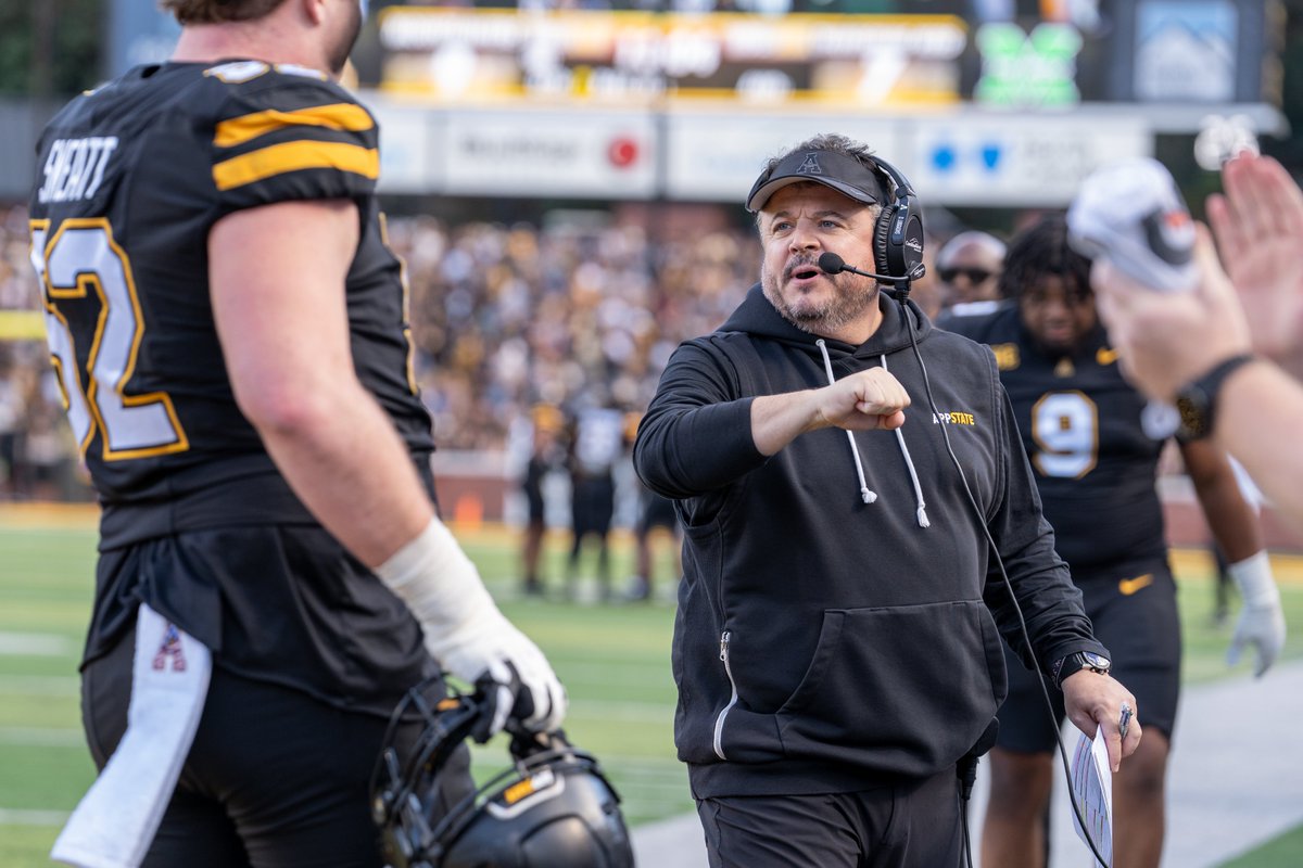 AppState_FB's tweet photo. At 11:45 a.m. today, Coach Loggains will conduct his final weekly press conference of the regular season, in advance of Saturdayโs Sun Belt home game against Arkansas State.
Follow along live on our Facebook/X feeds or on the @appstatesports YouTube page.
#GoApp #BeatAState https://t.co/SecB8DT9sF