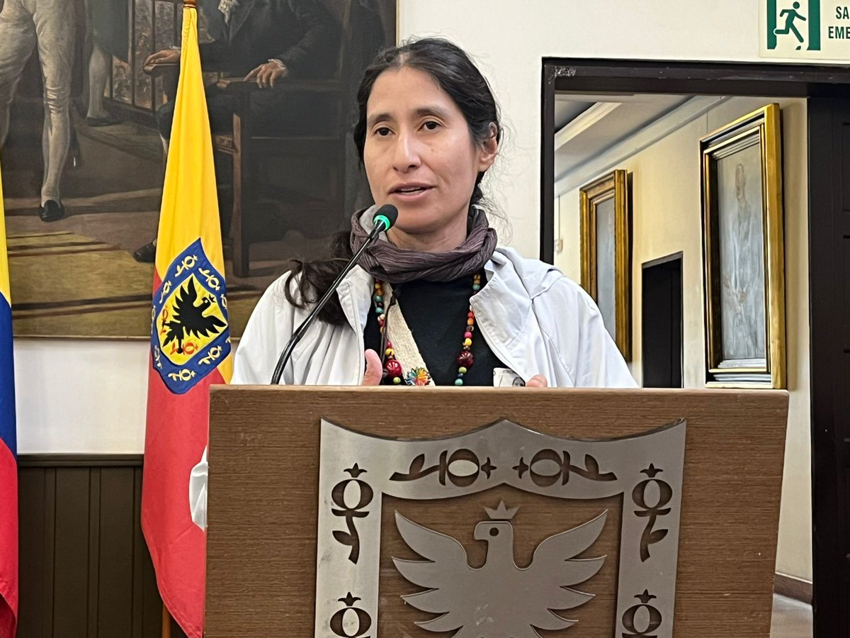 <a href="/VargasSilvaMV/">María Victoria Vargas</a> #TuCiudadTuConcejo | Continúan los Veedores ciudadanos y comunidades expresando sus preocupaciones sobre la planeación y definición de los trazados de energía en Bogotá y Cundinamarca, advirtiendo posibles afectaciones a zonas de importancia ambiental.