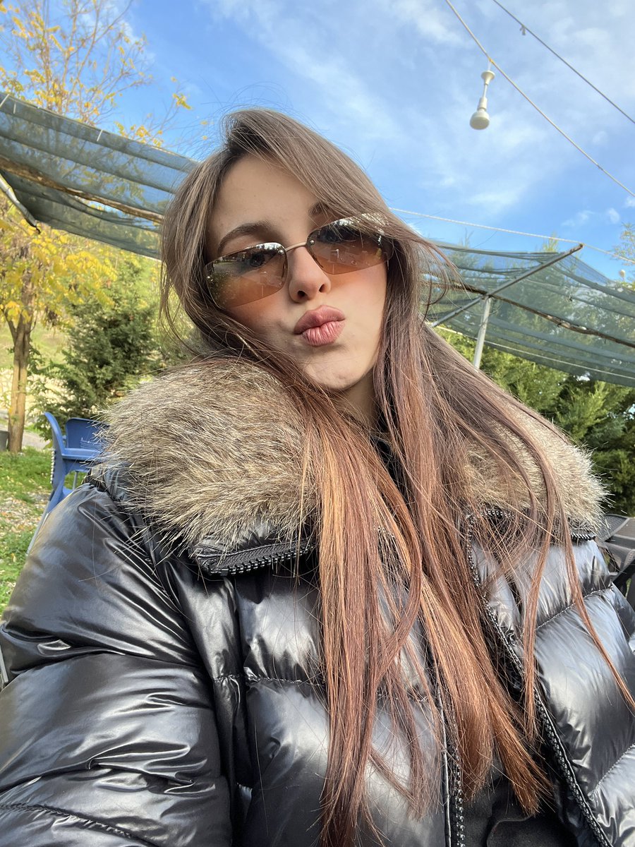 annemin gözlüğüne el koydum😼