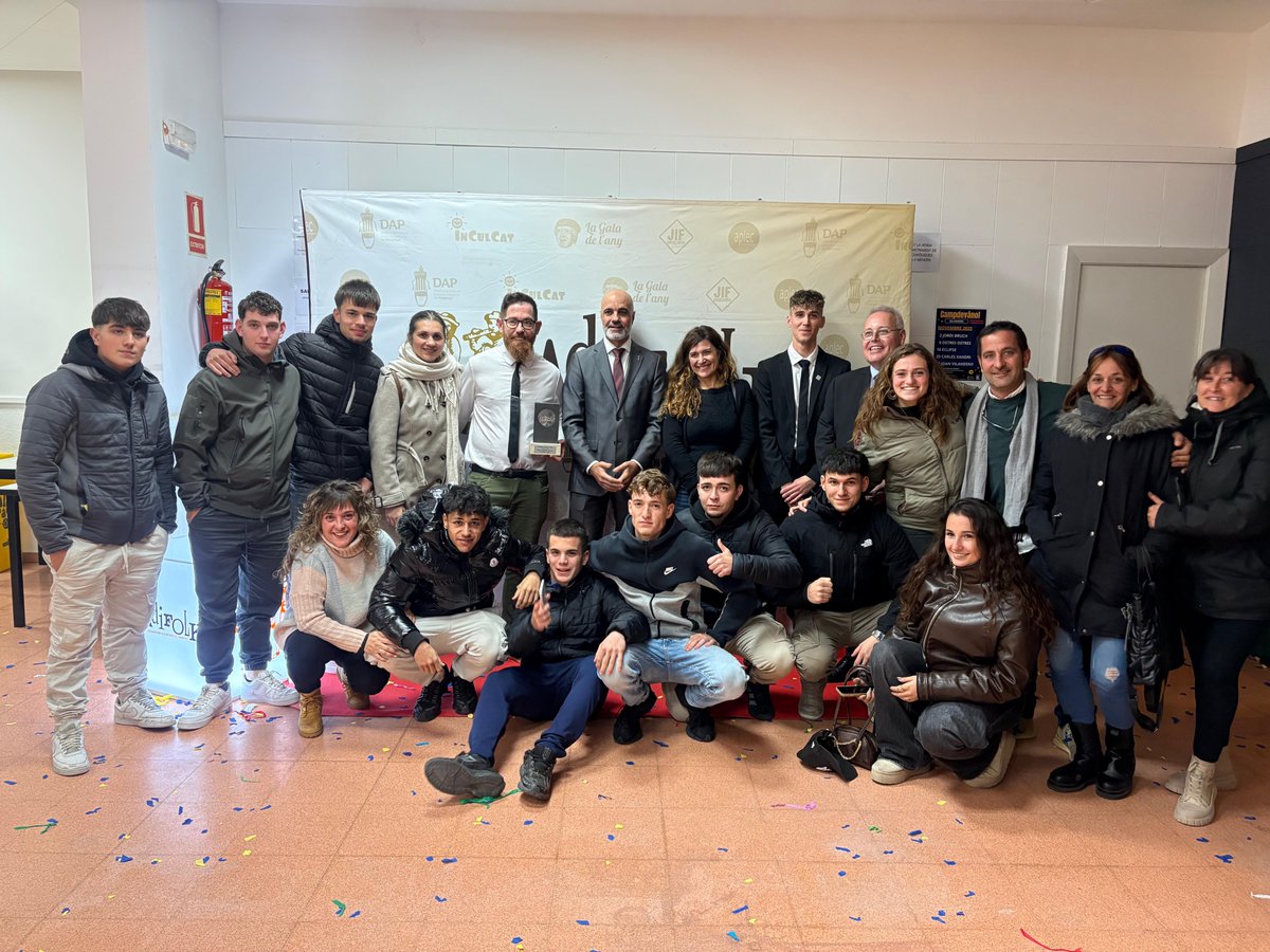 Diables Sheron de #MóradEbre celebrarà dissabte amb una tabalada i cercavila el premi Grup de l’Any 2025 d’ <a href="/Adifolk_oficial/">Adifolk</a> 

Tota la informació a &gt; tuit.cat/quWts