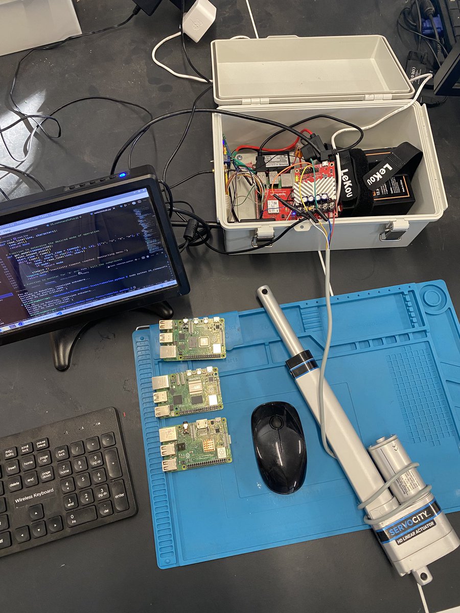 DaliBasor's tweet image. Trying out raspberry pi 3, 4, and 5 on my project to compare how they behave