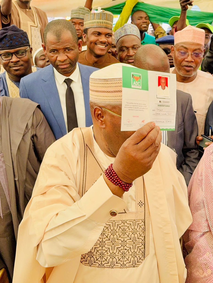 AtikuYouthWing's tweet image. #NIGERIADECIDES2027
 
Our Leader, Principal, Boss &amp;amp; The Incoming President Of The Federal Republic Of Nigeria 🇳🇬 2027, His Excellency @Atiku Abubakar GCON Formally Joins the African Democratic Congress (ADC), Which Is The Party For The Coalition To Rescue Nigeria.

It’s Official.