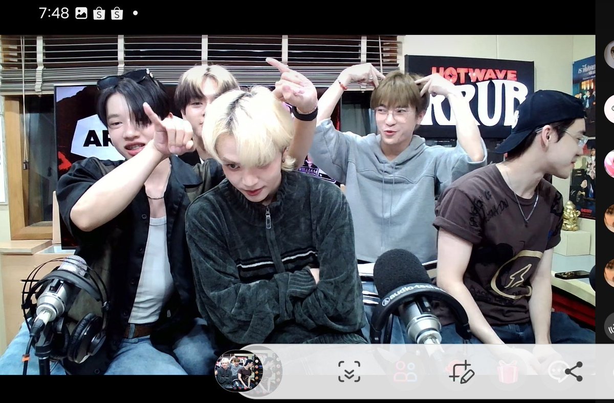 ThasnijaB's tweet image. เจ้าพวเด็กน่ารัก #HOWLS_NO2 #HOWLS2ndSingle #HOWLS_TH #HotwaveKRUB 
#HOWLS_TH