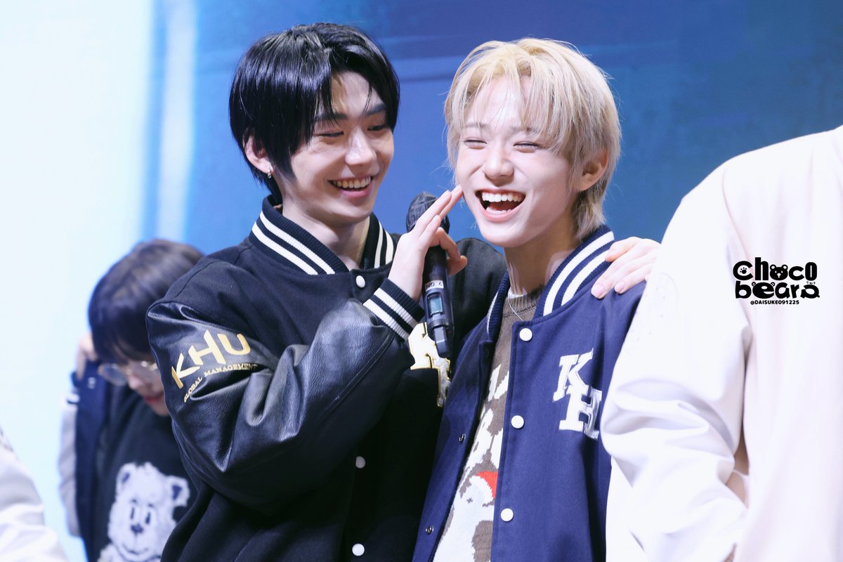 daisuke091225's tweet image. 251108 메이크스타  대면

#아홉 #AHOF 
#다이스케 #박한