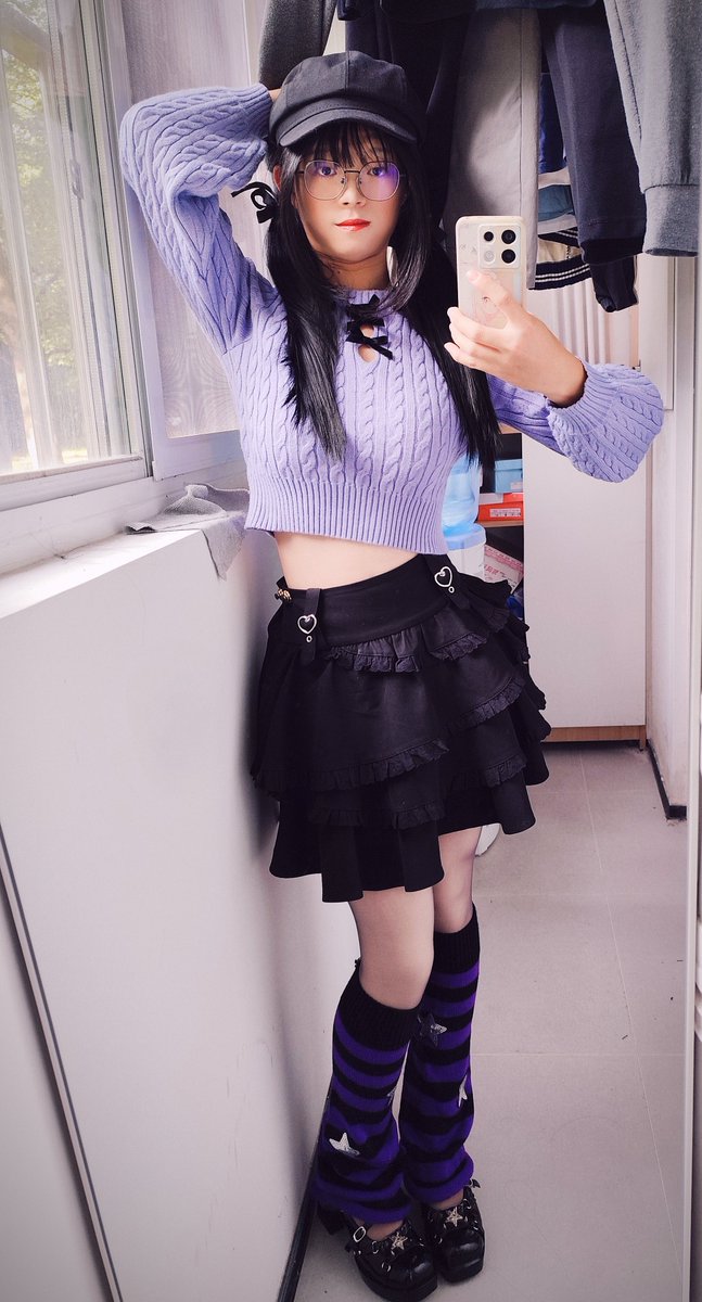 tenkinoko2019's tweet photo. @grok 我一句prompt都没写你就给我生成这个？🥵🥵🥵 https://t.co/EVReLdj892
