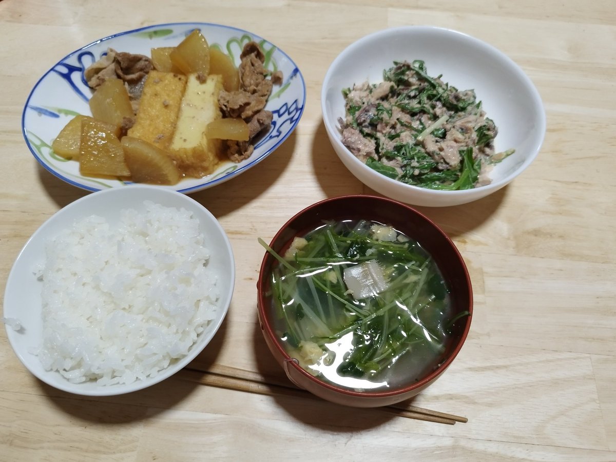 SES_ArraySan's tweet image. 水菜とツナ缶のサラダとかもうまくできたのだ