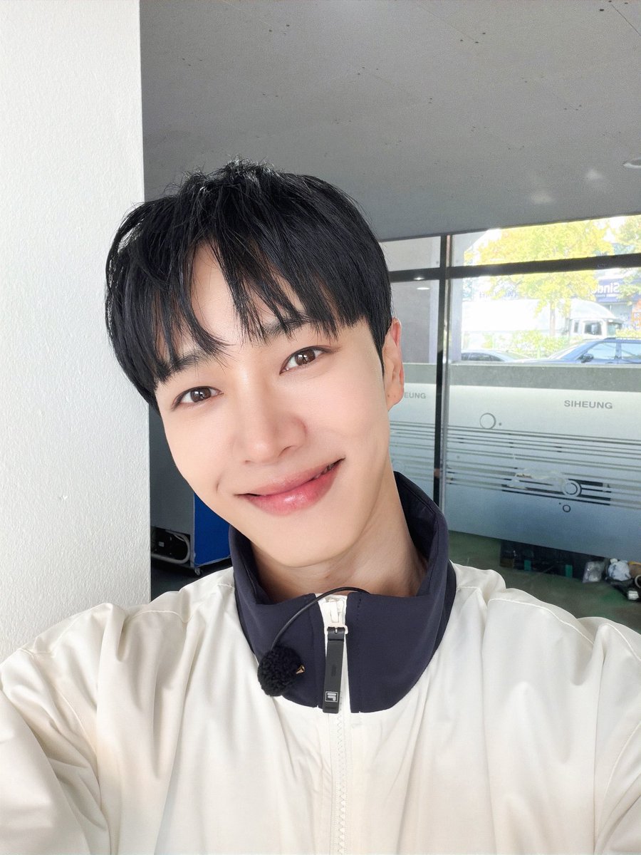 Highlight_AUent's tweet image. 🗓 놓칠 수 없는 오늘의 하이라이트(Highlight)

✅ 22:10 [기광] MBN 뛰어야 산다2 (채널 MBN)

잠시 후 늦은 10시 10분, 뛰어야 산다2 첫 방송이 시작됩니다!
&apos;뉴 뛰산 크루&apos;의 열혈 러너 이기광 님의 뜨거운 도전🏃‍♂️💚🔥
라이트 여러분의 많은 기대와 응원 부탁드립니다💡🌹

#하이라이트 #HIGHLIGHT…