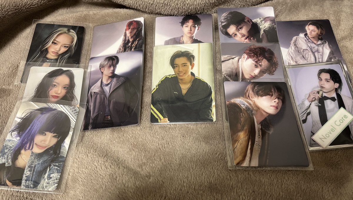 aka1004r's tweet image. 譲 1枚目画像のトレカ

求 2枚目参照️📝

お取引方法は郵送にてお願いします🙇🏻‍♀️
まとめての方、フォロワーさん優先、
買取は要検討致しますので、
お気軽にお声掛けください🙌
 #BMSG交換 #BEFIRST交換 
 #MAZZEL交換  #HANA交換
 #ラスピ交換