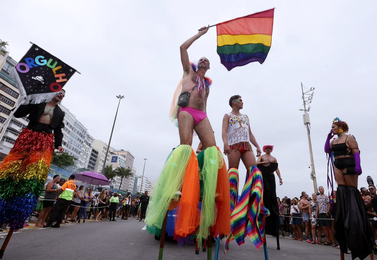 BobKarpDR's tweet image. Rio de Janeiro’s iconic Pride Parade marks 30 years of LGBTI+ history with a powerful message of inclusion and sustainability. A global symbol of solidarity, the parade reaffirms Rio’s commitment to diversity, respect and a sustainable future for all. #ParadaLGBTI #PRIDE 🏳️‍🌈